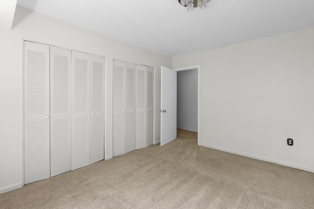 10643 Weymouth Street - Photo 24