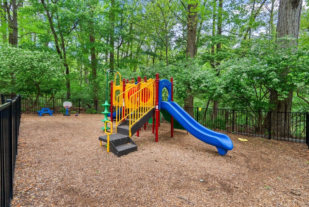 10643 Weymouth Street - Photo 28