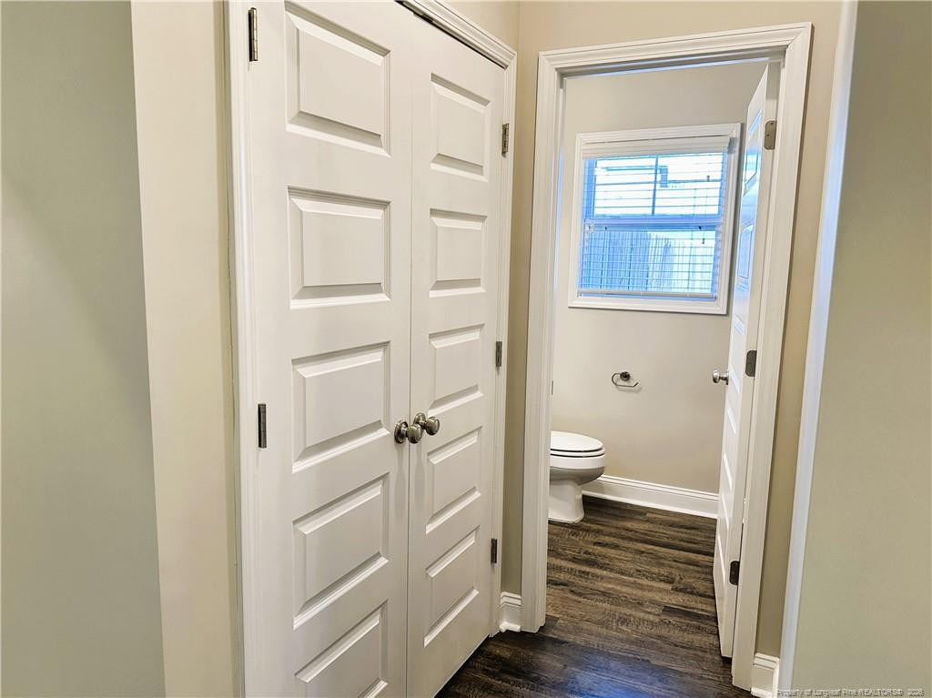 1890 Frankie Avenue - Photo 2