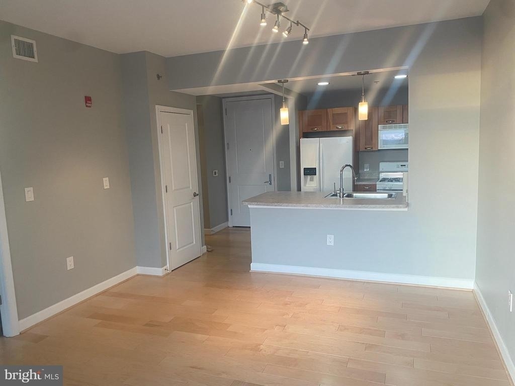 5750 Bou Avenue - Photo 5