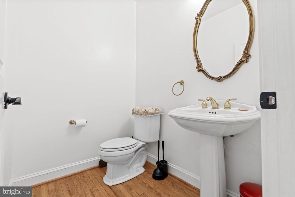 14216 Cervantes Avenue - Photo 11