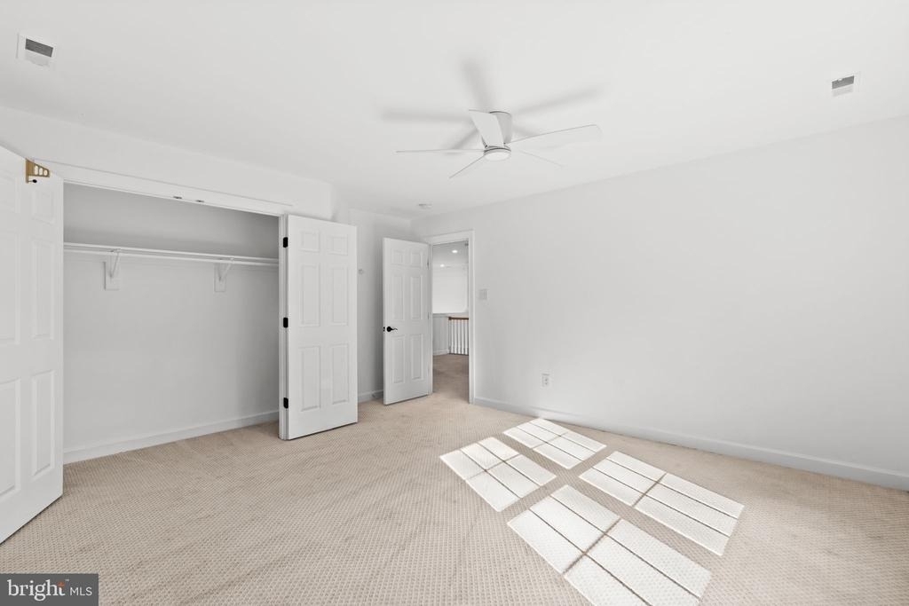 14216 Cervantes Avenue - Photo 37