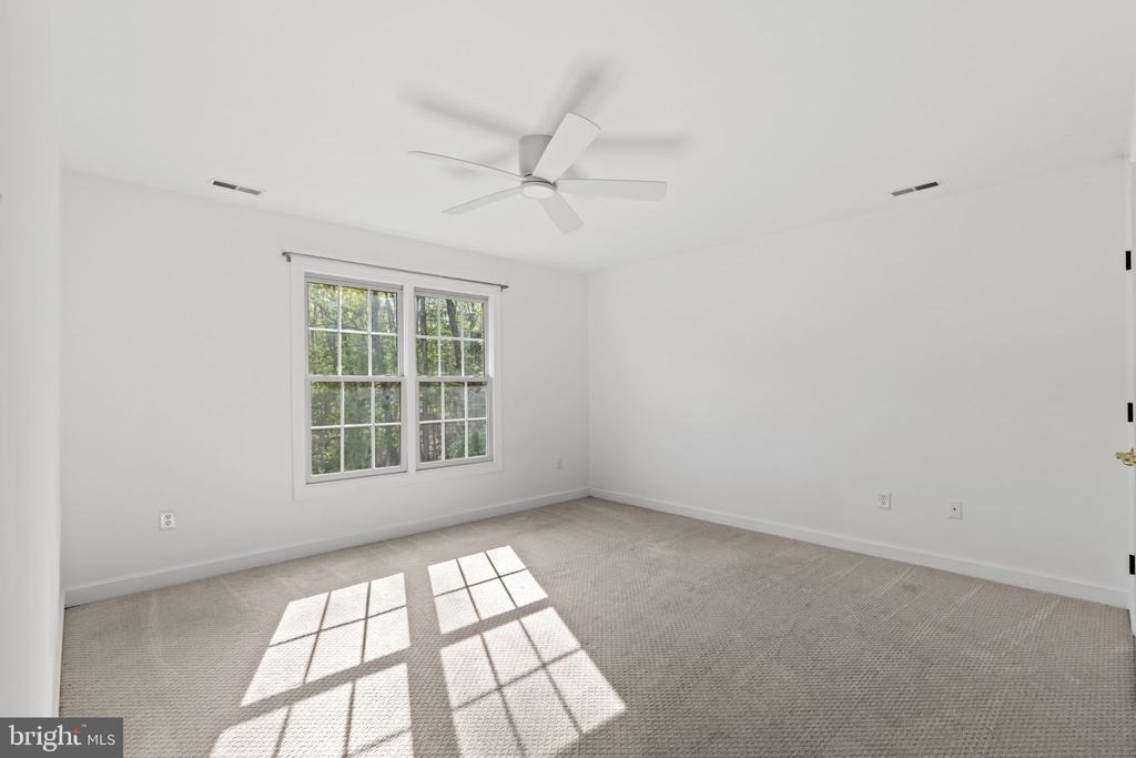 14216 Cervantes Avenue - Photo 33