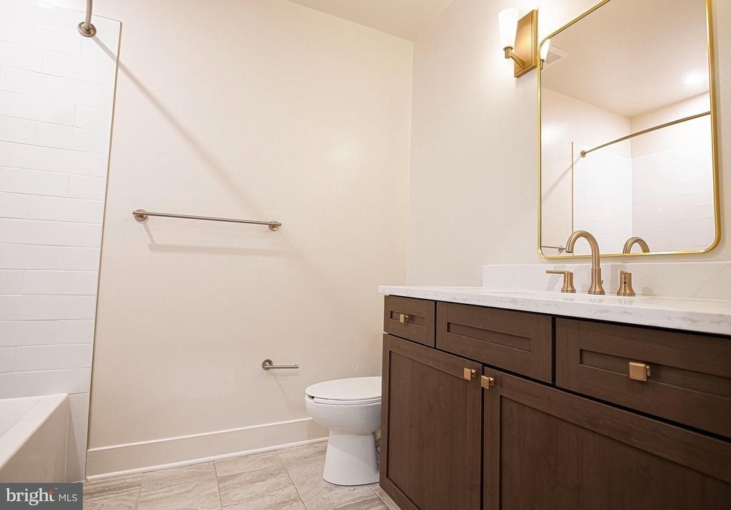 128 N Bond Street - Photo 13