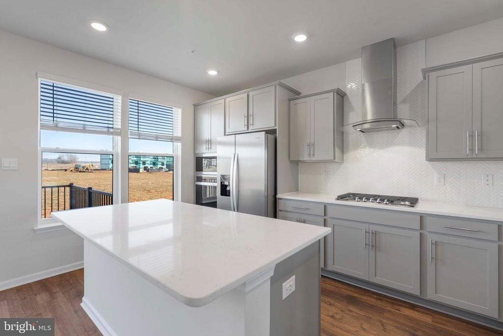 462 Tiller Street - Photo 8