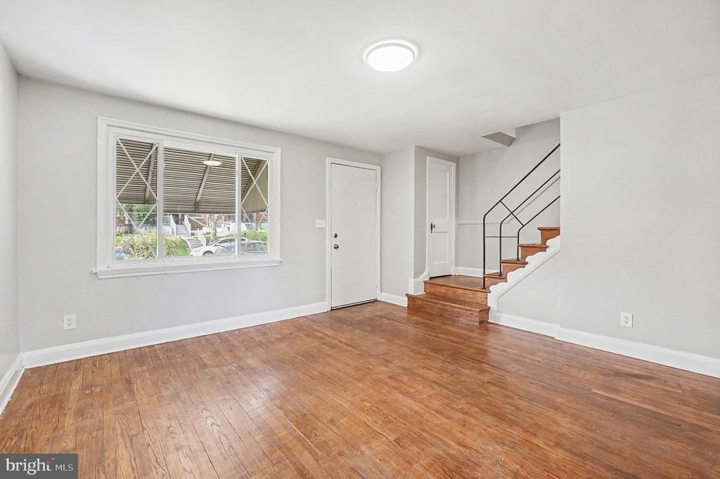 828 Saint Dunstans Road - Photo 1