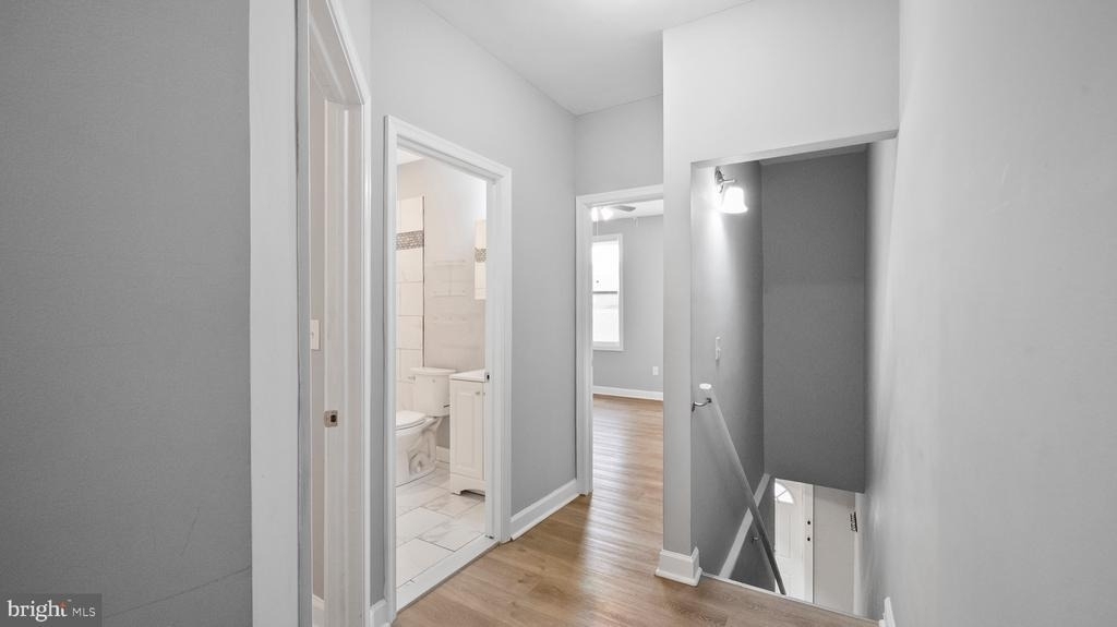 2880 Pelham Avenue - Photo 14