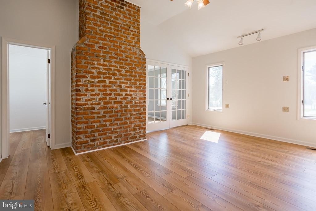 31245 Mohican Drive - Photo 9
