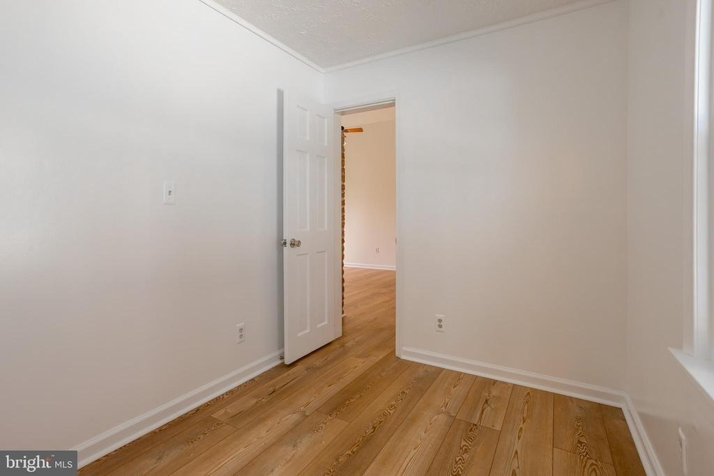 31245 Mohican Drive - Photo 11