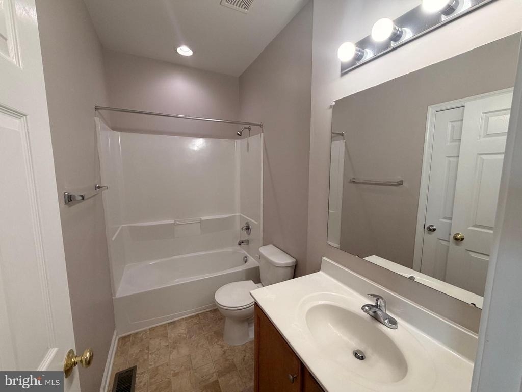 1331 Parish Avenue - Photo 26