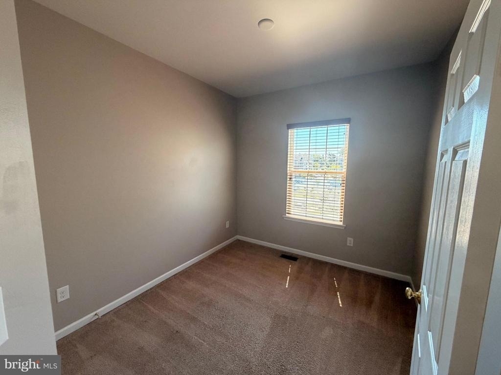 1331 Parish Avenue - Photo 28
