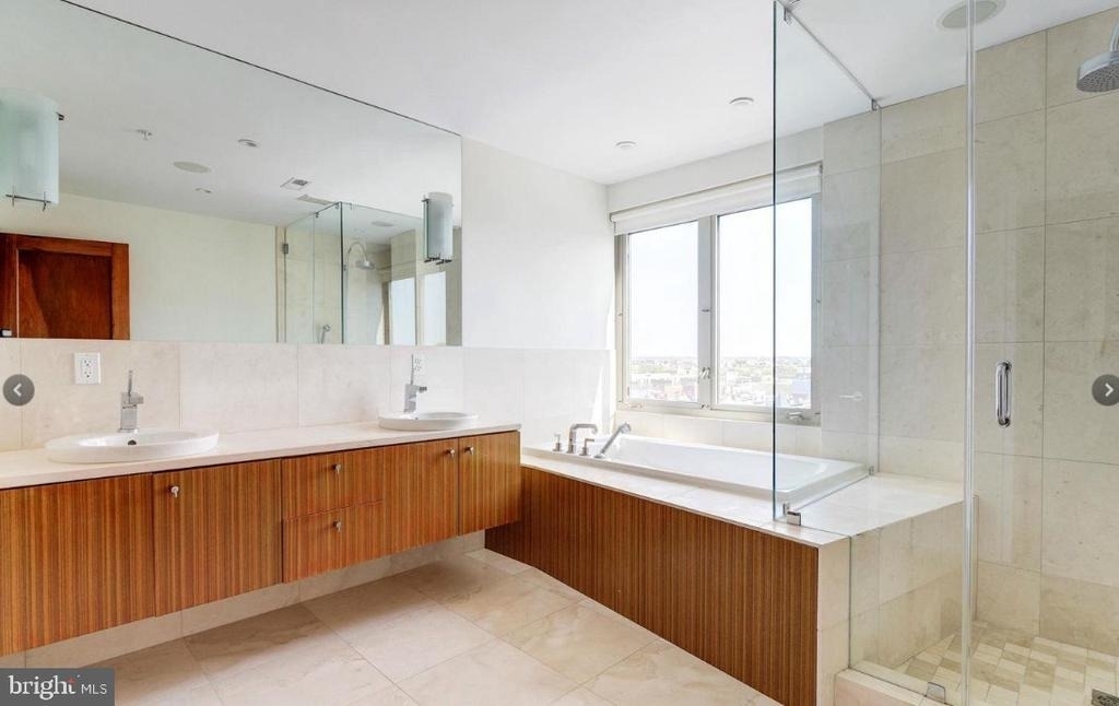 2424 18th Street Nw - Photo 25