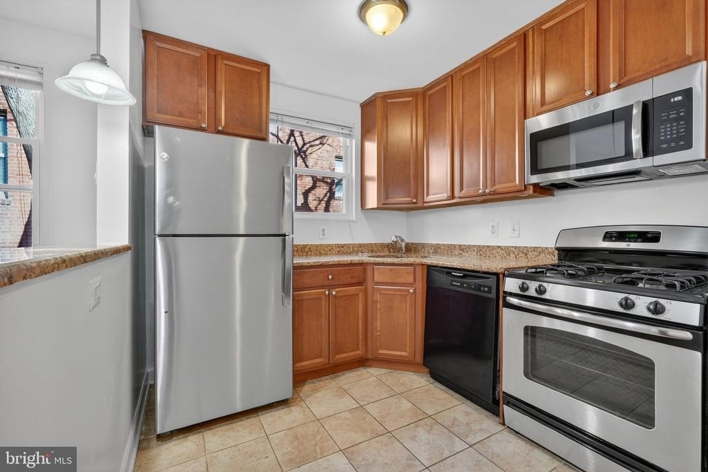 2523 13th Street Nw - Photo 11