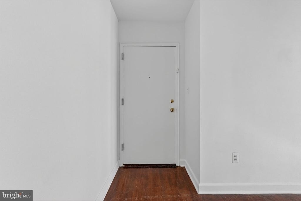2523 13th Street Nw - Photo 3