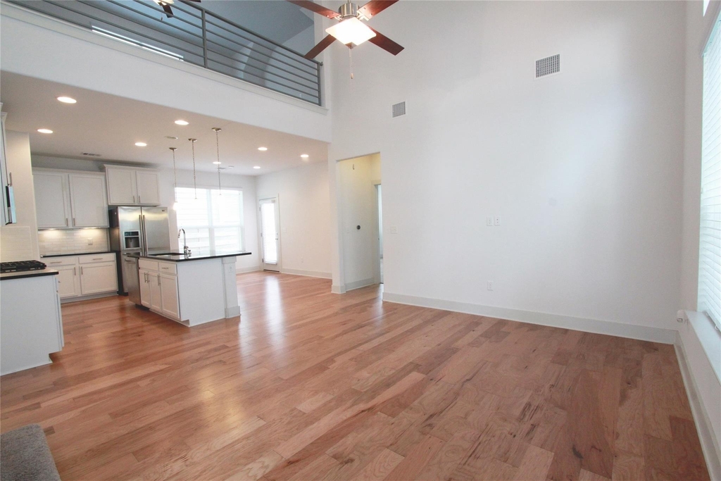 1507 Homespun Rd - Photo 4
