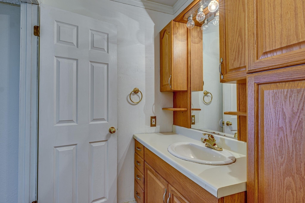 910 Duncan Ln - Photo 20