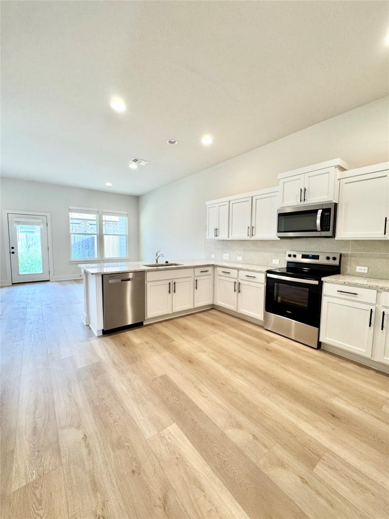 108 Zayd Ct - Photo 7
