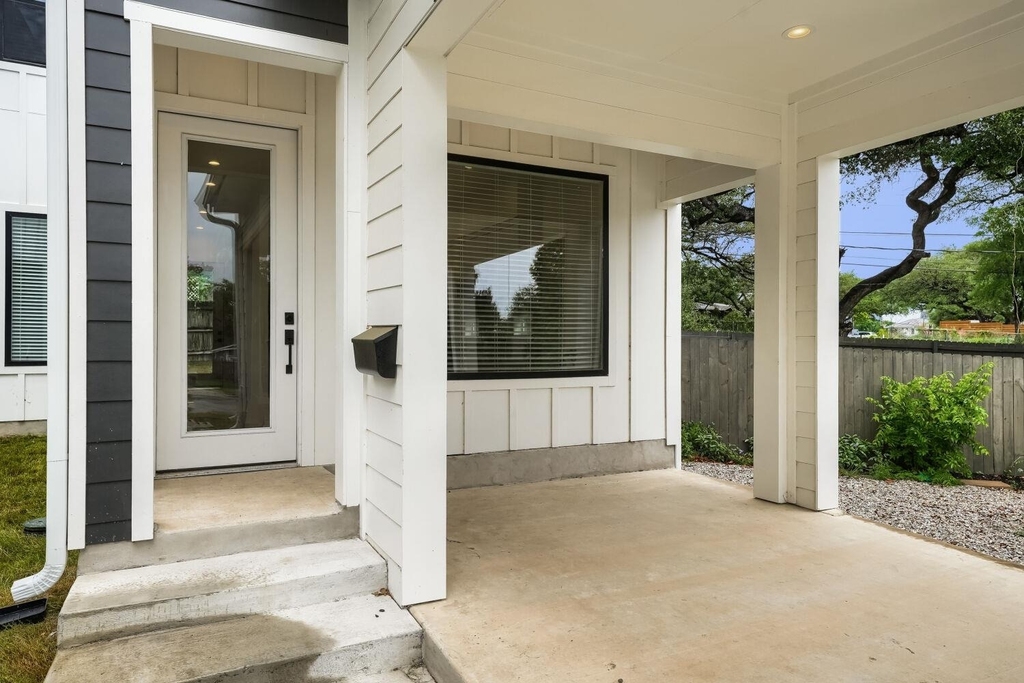 3204 Overcup Oak Dr - Photo 2