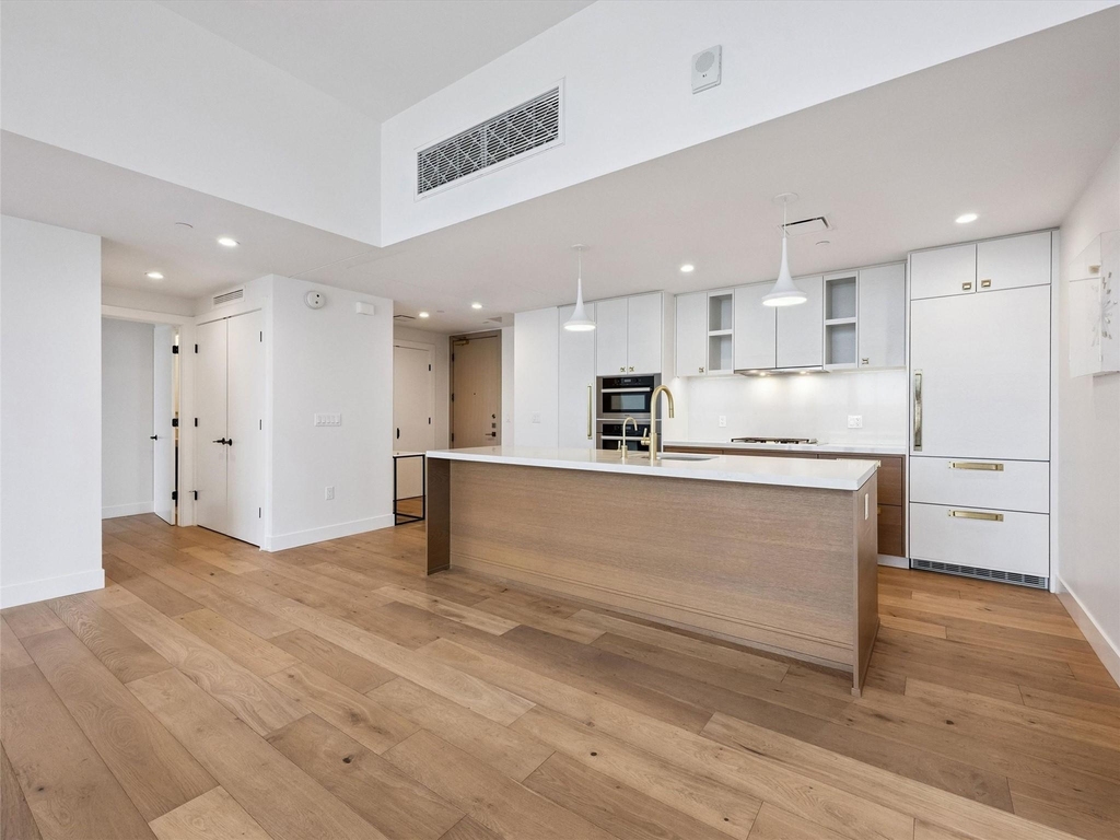 70 Rainey St - Photo 7