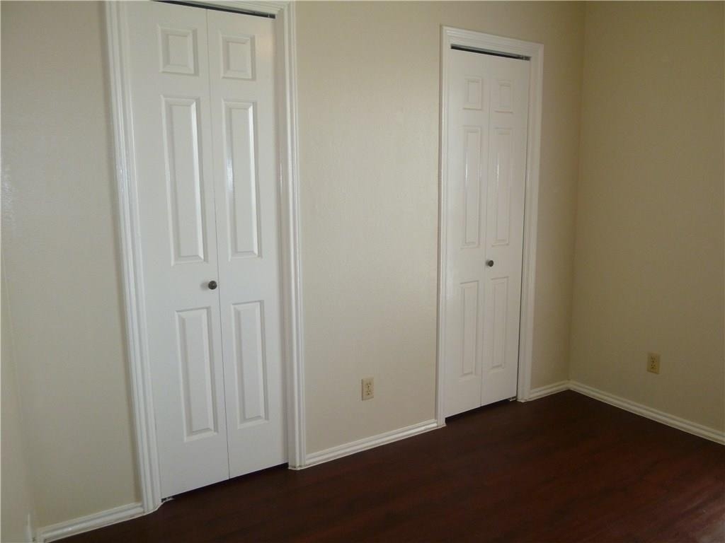 4401 Speedway - Photo 15