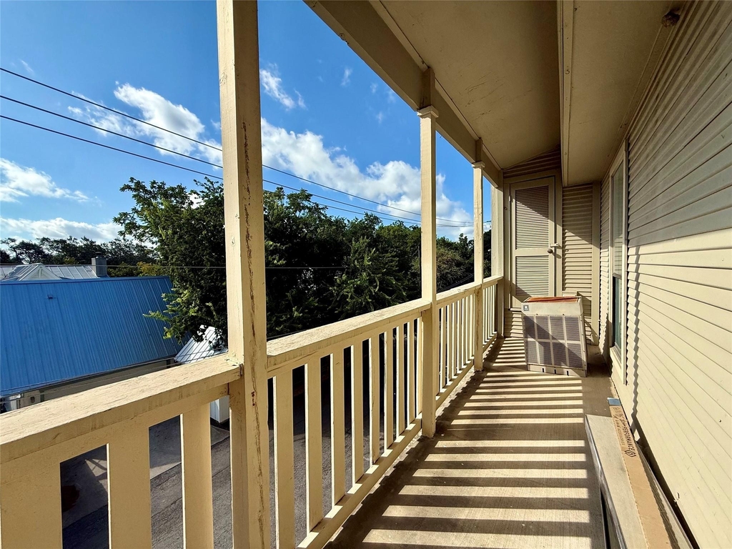 4401 Speedway - Photo 13