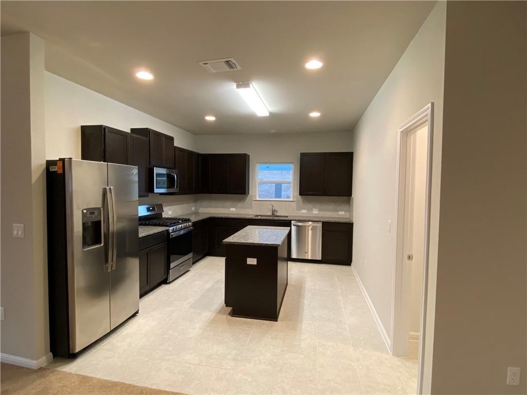 8409 Looksee Ln - Photo 4