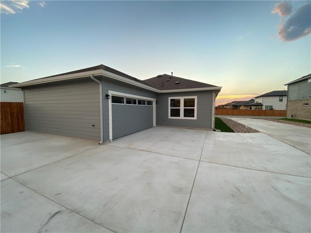 8409 Looksee Ln - Photo 2