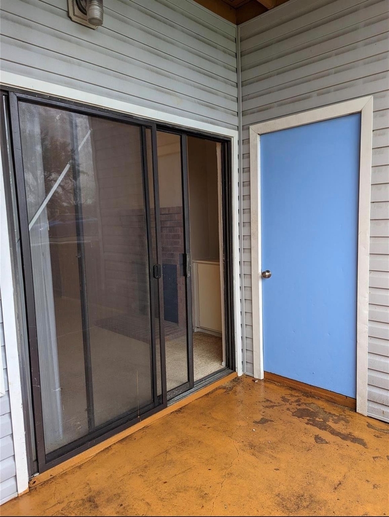 2405 W Slaughter Ln - Photo 9