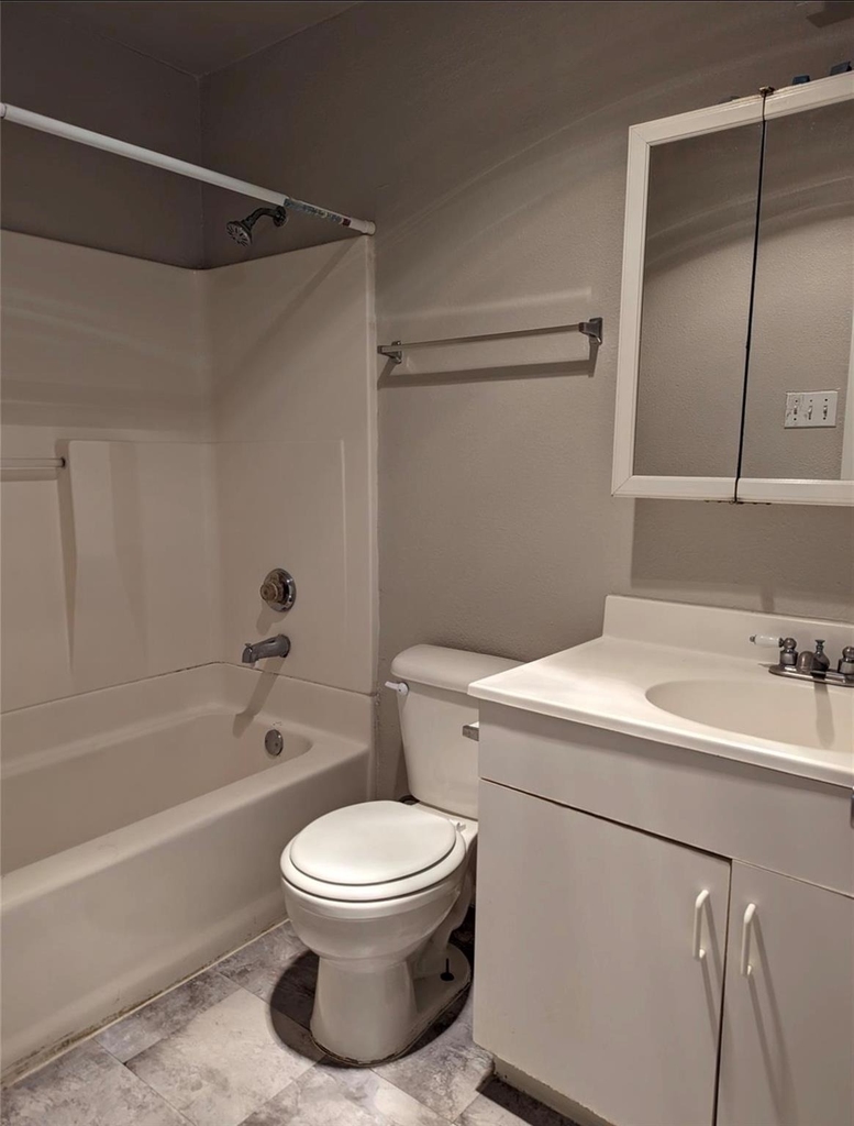2405 W Slaughter Ln - Photo 8