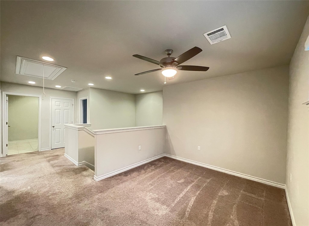 1602 Jacey Way - Photo 15