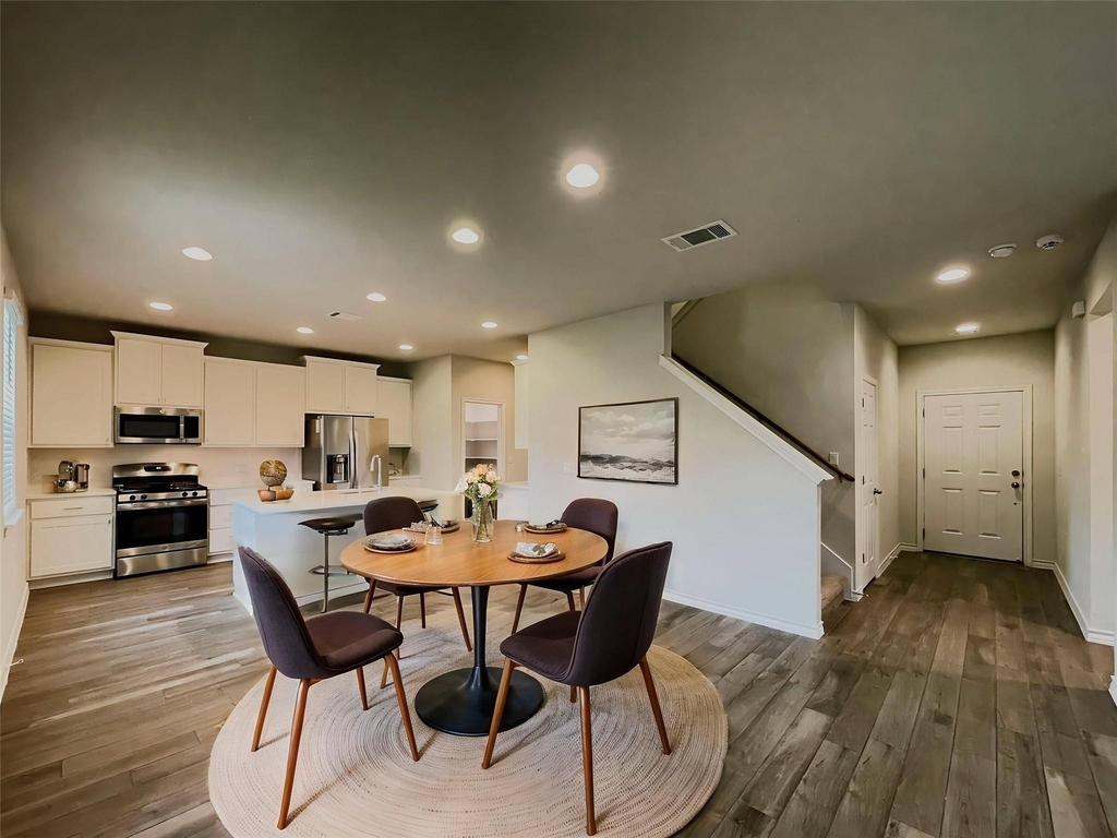 1602 Jacey Way - Photo 19