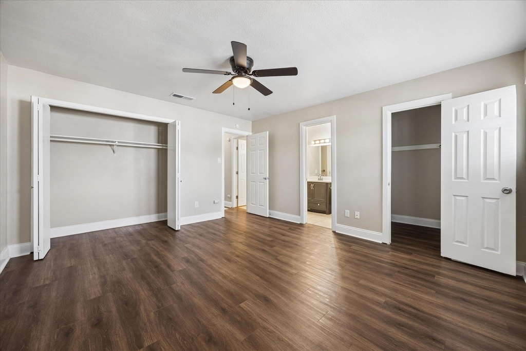8329 Fathom Cir - Photo 16