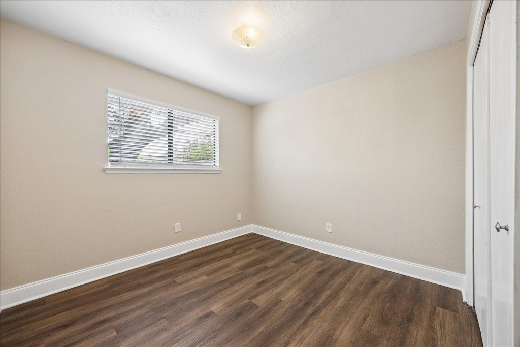 8329 Fathom Cir - Photo 19