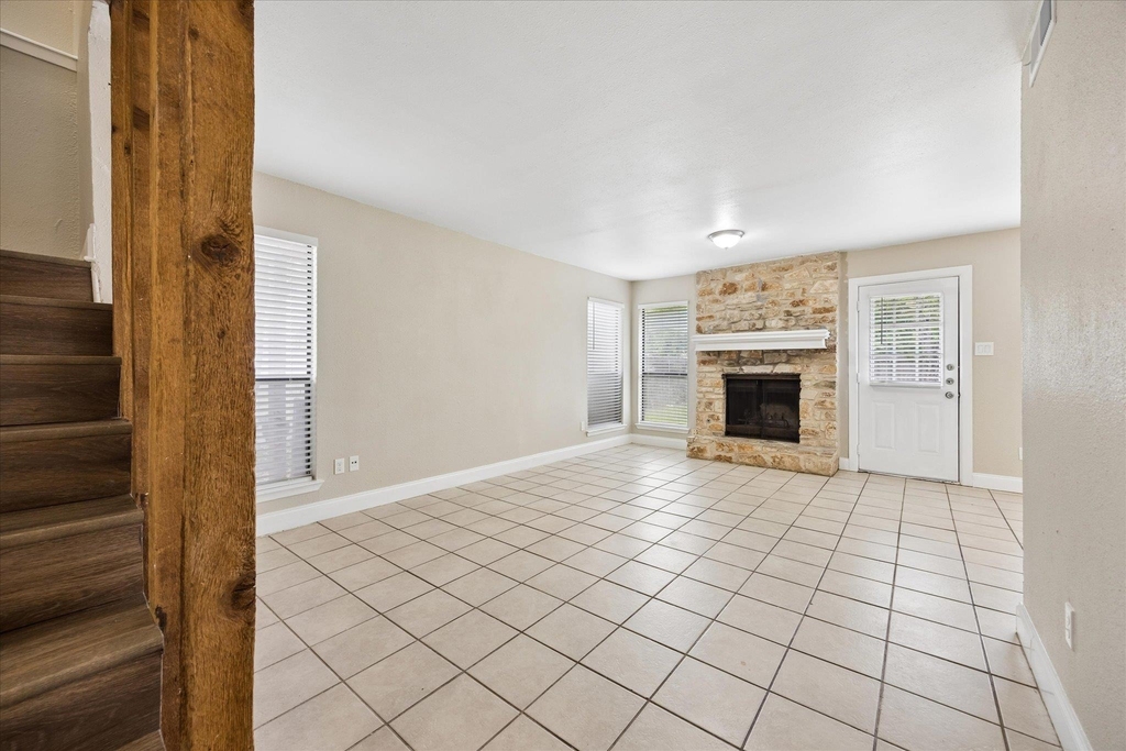 8329 Fathom Cir - Photo 3