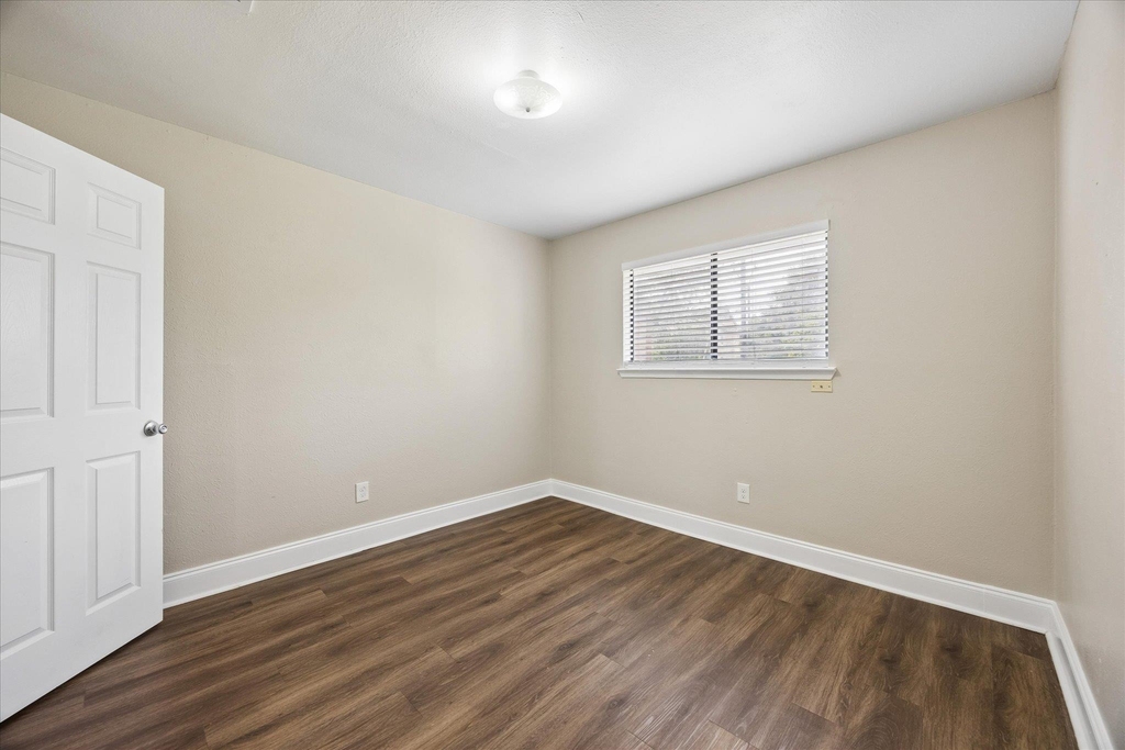 8329 Fathom Cir - Photo 24
