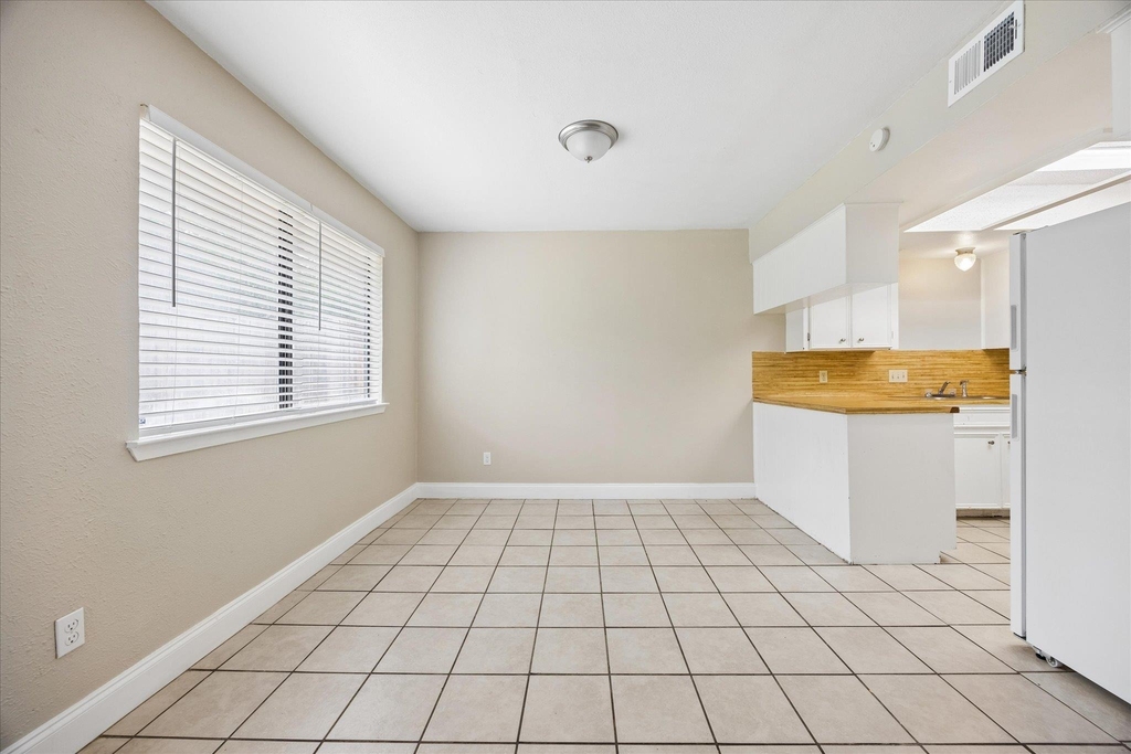 8329 Fathom Cir - Photo 8