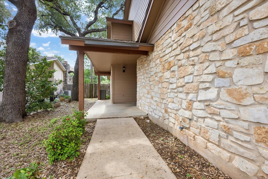 8329 Fathom Cir - Photo 1