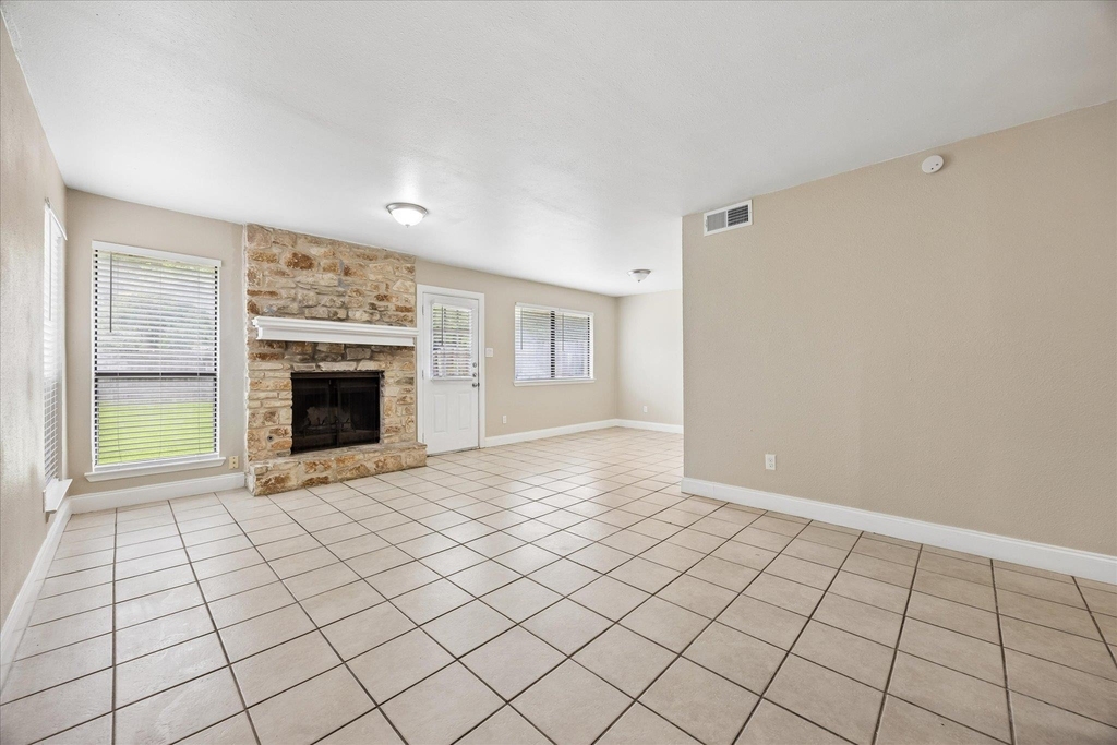 8329 Fathom Cir - Photo 4