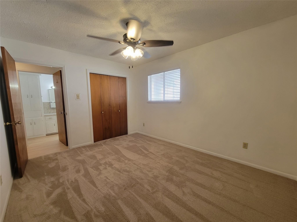 5806 Nassau Dr - Photo 13