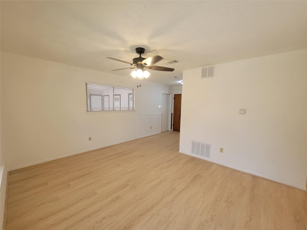 5806 Nassau Dr - Photo 7