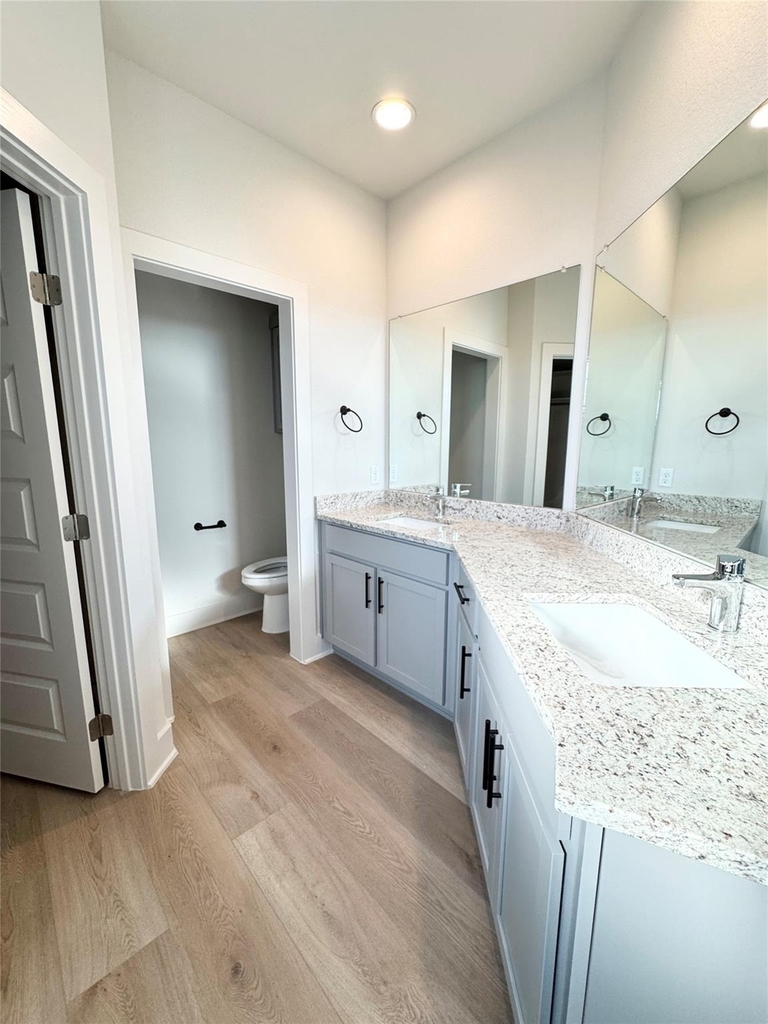 105 Zayd Ct - Photo 2