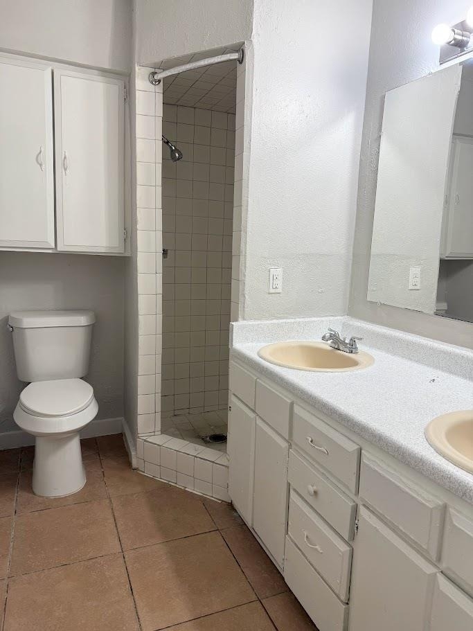 307 E 31 St - Photo 5