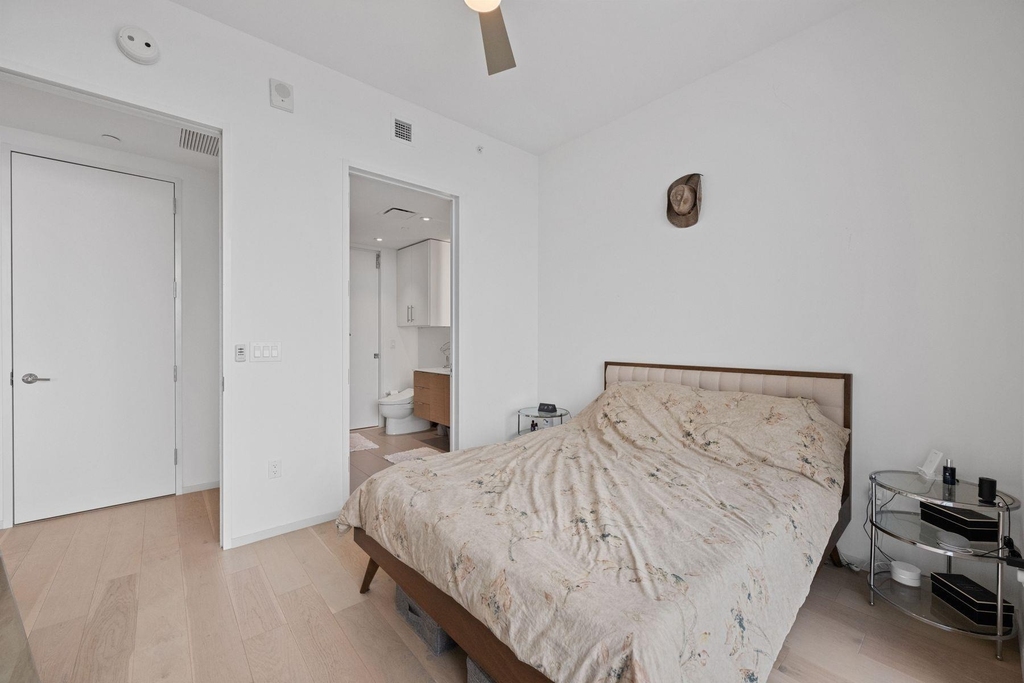 301 West Ave - Photo 17
