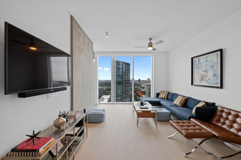 301 West Ave - Photo 4