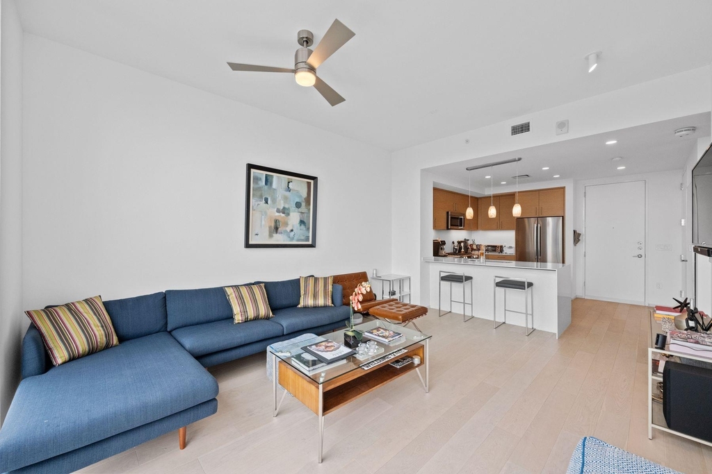 301 West Ave - Photo 6
