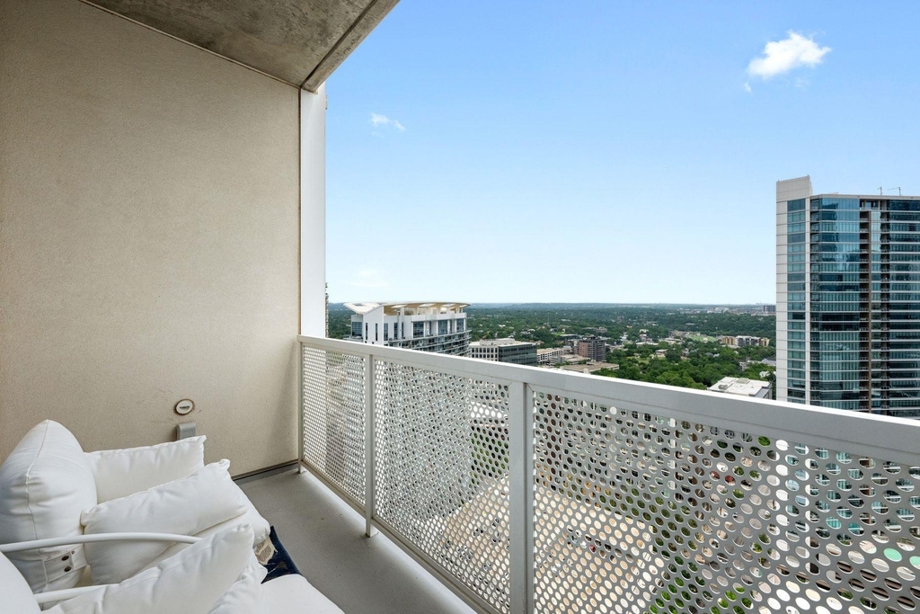 301 West Ave - Photo 22