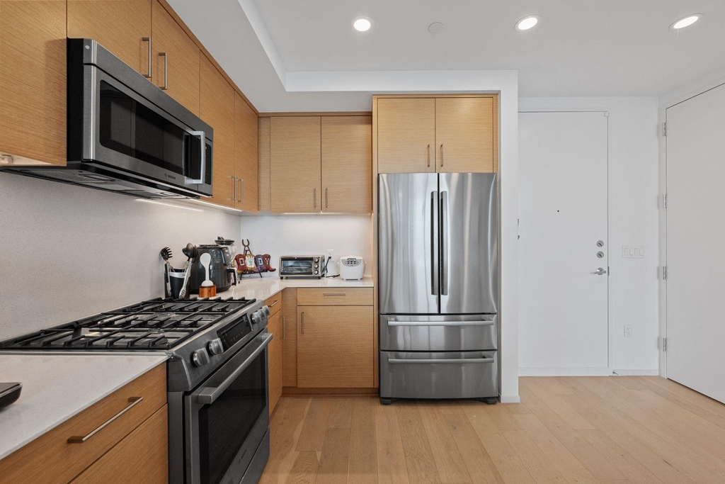 301 West Ave - Photo 10