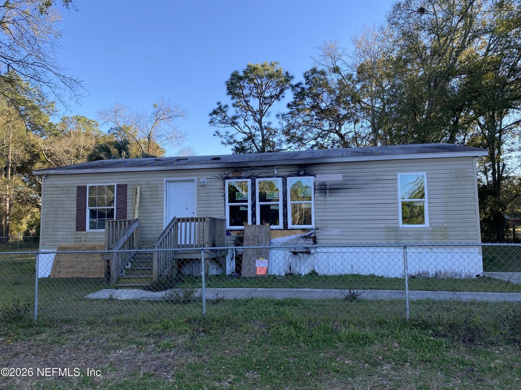 13007 Atomic Street - Photo 10
