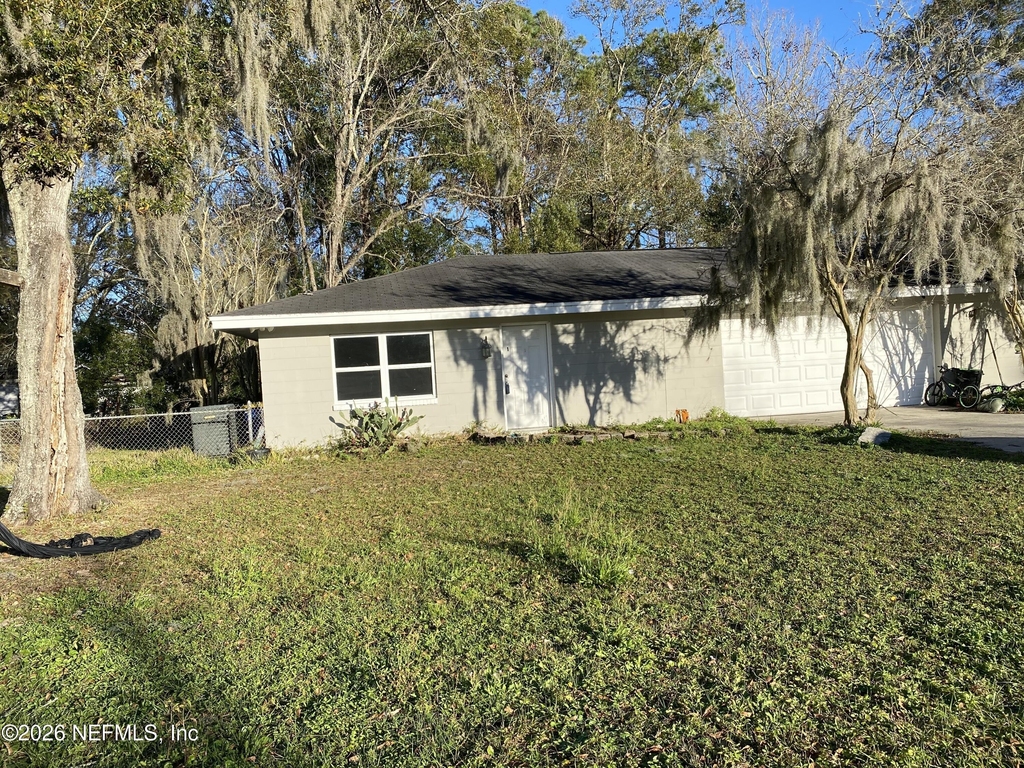 13007 Atomic Street - Photo 0