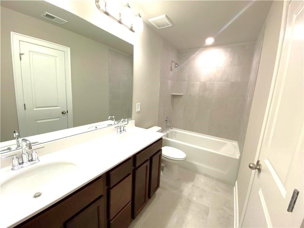 912 Sweetwater Grove - Photo 14